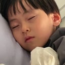 默默